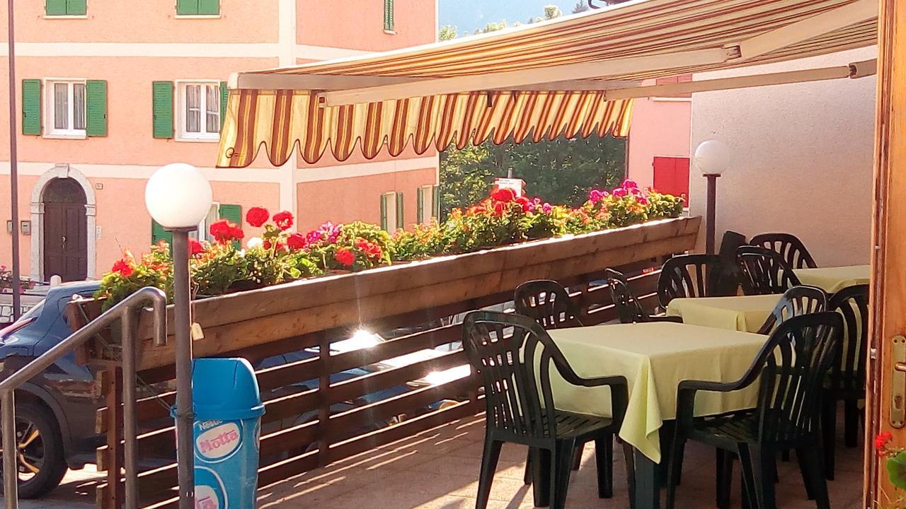 Albergo Bellaria 라바로네 외부 사진