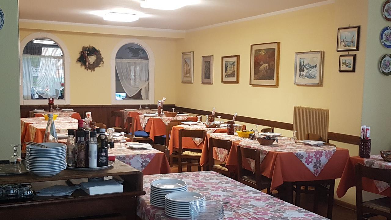 Albergo Bellaria 라바로네 외부 사진